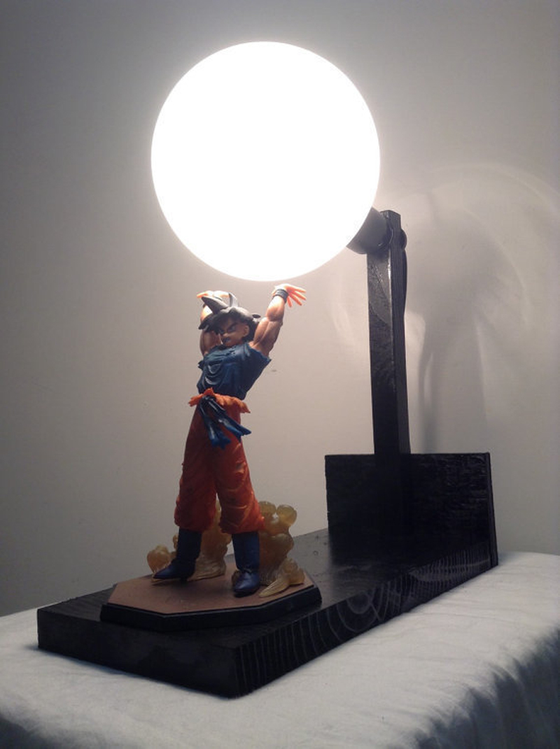 Illustration for article titled Dragon Ball Energy Attacks As Tabletop Lamps